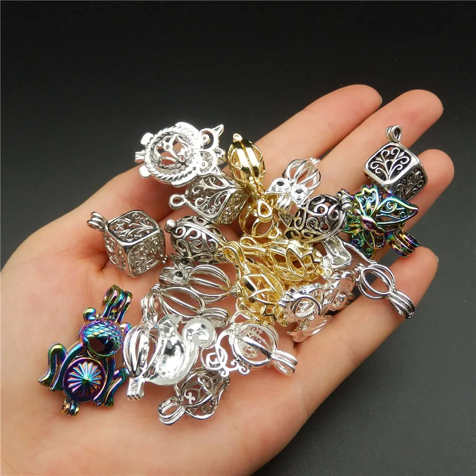 20pcs Mixed Color Hybrid Models Pearl Cage Necklace Pendant, Aromatherapy Essential Oil Diffuser Dly Charm Jewelry
20pcs Mixed Color Hybrid Models Pearl Cage Necklace Pendant, Aromatherapy Essential Oil Diffuser Dly Charm Jewelry