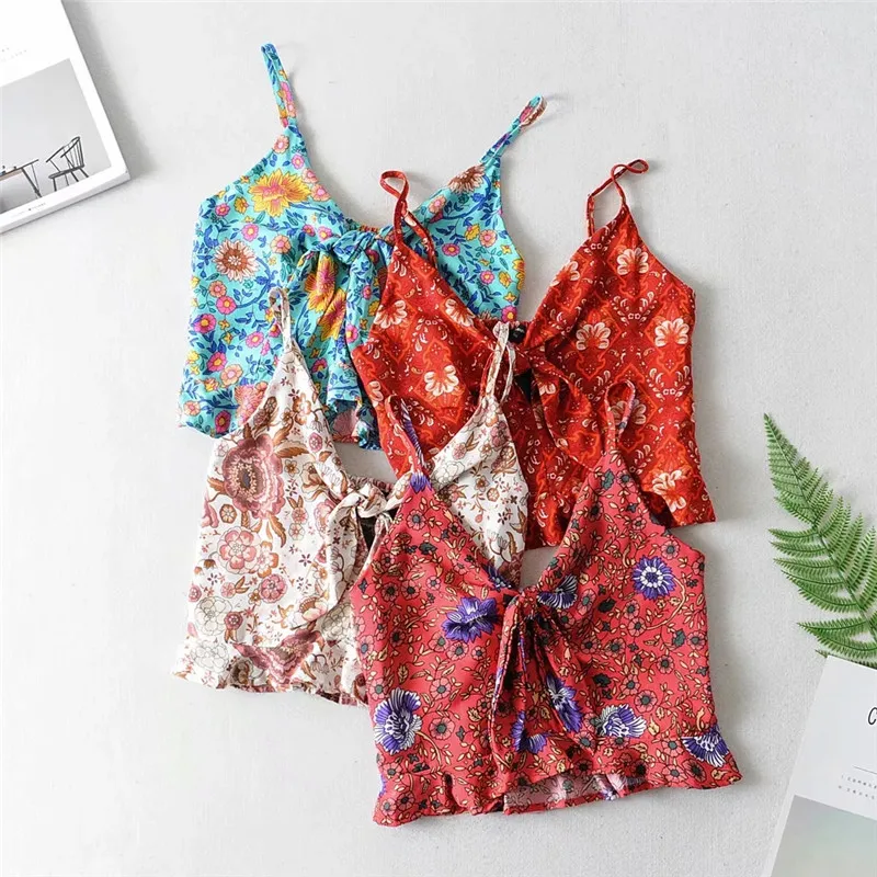 2019 Summer Girls Bohemian style Floral print Spaghetti Straps Camis Women Fashion Crop Top Tank Sexy Short Tee Bustier Top
2019 Summer Girls Bohemian style Floral print Spaghetti Straps Camis Women Fashion Crop Top Tank Sexy Short Tee Bustier Top