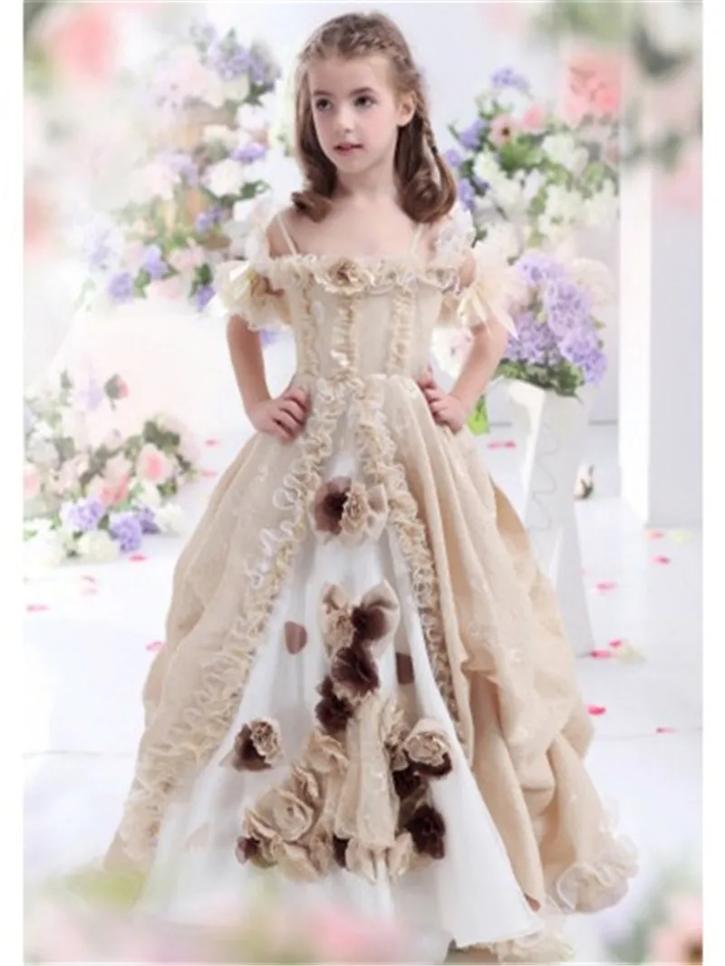 Фото 2017 New Popular Communion Dresses For Girls Halter Ivory Floor-Length Empire Magnificent Baby Party Frocks Hot Sale WH | Свадьбы и
