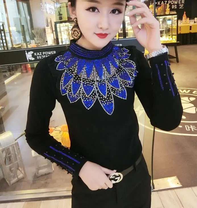 2018 Autumn Long Sleeve V Neck Bead Work T-shirts Women Fashion Shiny Gemstones Stamping T-shirts Lady Bead Work Dancing Tops
2018 Autumn Long Sleeve V Neck Bead Work T-shirts Women Fashion Shiny Gemstones Stamping T-shirts Lady Bead Work Dancing Tops