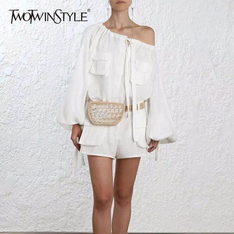TWOTWINSTYLE Draw String Shorts Suit For Women Slash Neck Lantern Sleeve Patchwork Pocket Shirt With High Waist Zipper Shorts
TWOTWINSTYLE Draw String Shorts Suit For Women Slash Neck Lantern Sleeve Patchwork Pocket Shirt With High Waist Zipper Shorts
