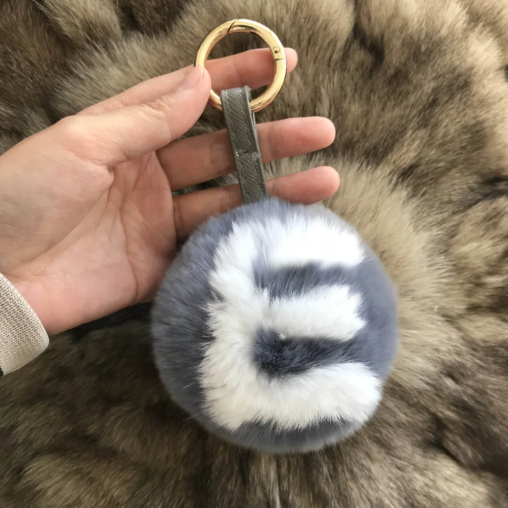 Magicfur -ABcharm Letter Real Rex Rabbit Fur Letter Pompom Ball Soft Keyring Handbag Charm Car Keychain Pendant
Magicfur -ABcharm Letter Real Rex Rabbit Fur Letter Pompom Ball Soft Keyring Handbag Charm Car Keychain Pendant