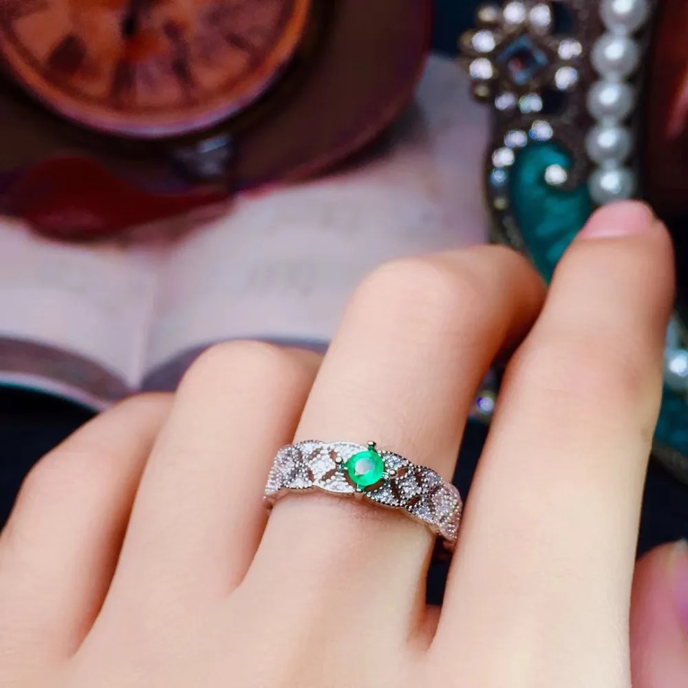 S925 silver Natural green emerald gem wide ring natural gemstone ring elegance geometry network woman girl party gift jewelry
S925 silver Natural green emerald gem wide ring natural gemstone ring elegance geometry network woman girl party gift jewelry