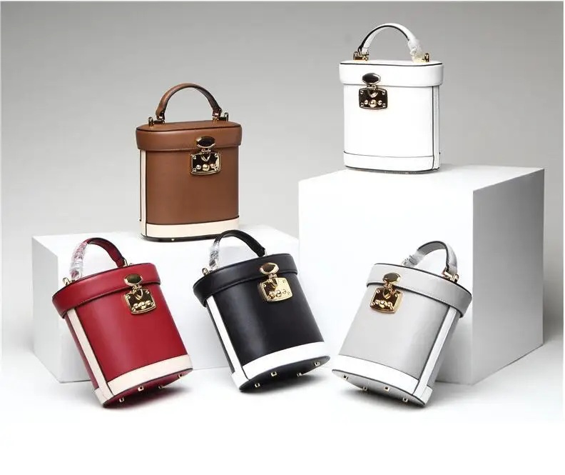 2019 new split leather women's bucket bag vintage finalize design box bags mini lay's messenger bag handbag
2019 new split leather women's bucket bag vintage finalize design box bags mini lay's messenger bag handbag