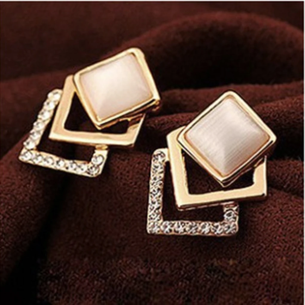 1 Pair Women Girls Square Ear Stud Hollow Stone Ear Jewelry Female Wedding Earrings 2019 Hot
1 Pair Women Girls Square Ear Stud Hollow Stone Ear Jewelry Female Wedding Earrings 2019 Hot
