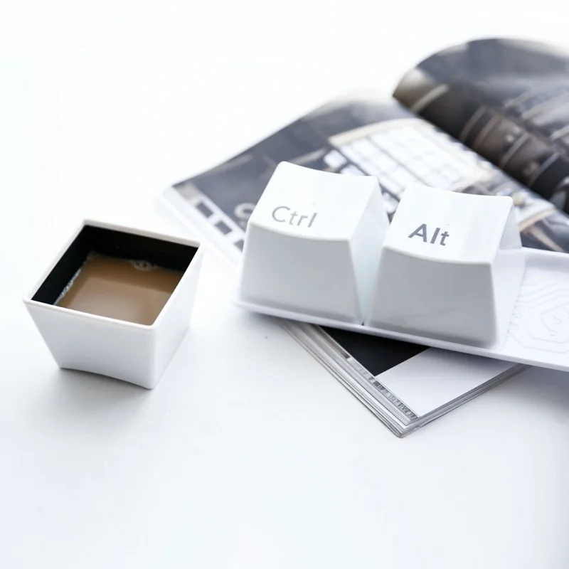 3 Pcs/Set Novelty Creative Fashion Plastic Keyboard Shape Milk Coffee Mug Tea Cup Container Multifunction Desktop Storage Box
3 Pcs/Set Novelty Creative Fashion Plastic Keyboard Shape Milk Coffee Mug Tea Cup Container Multifunction Desktop Storage Box