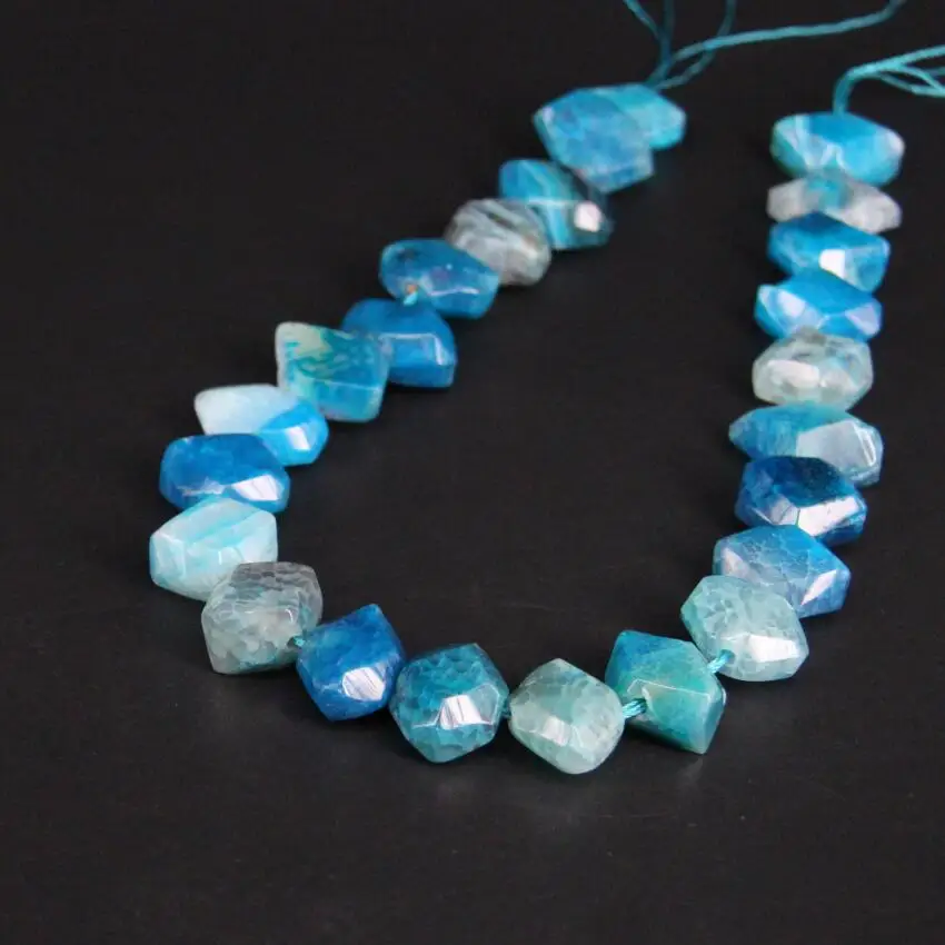 15.5"/strand Blue Crack Natural Agates Drusy Faceted Nugget Slab Beads,Raw Onxy Gems Cut Slice Pendants For Jewelry Making
15.5"/strand Blue Crack Natural Agates Drusy Faceted Nugget Slab Beads,Raw Onxy Gems Cut Slice Pendants For Jewelry Making