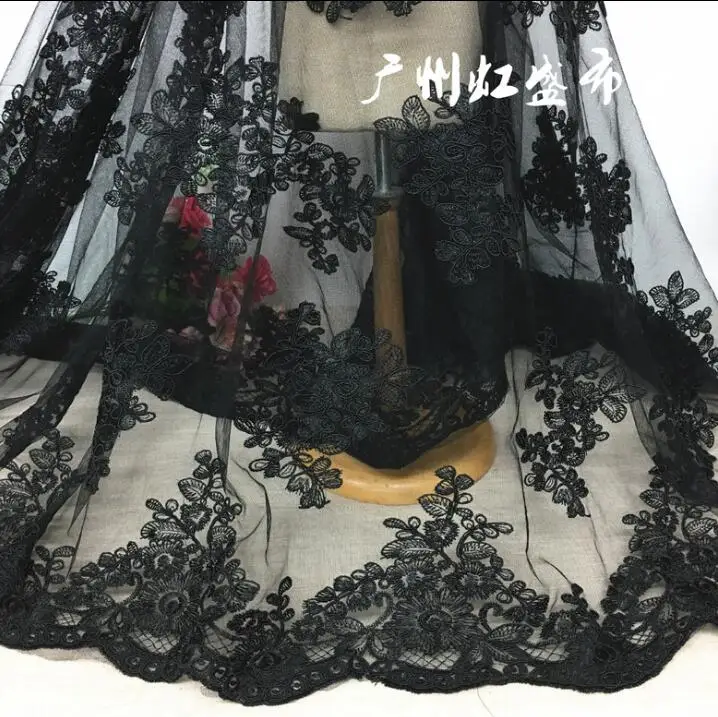1 Meter 2017 African Embroidery Lace Guipure Black Lace Fabrics High Quality 135cm Width
1 Meter 2017 African Embroidery Lace Guipure Black Lace Fabrics High Quality 135cm Width