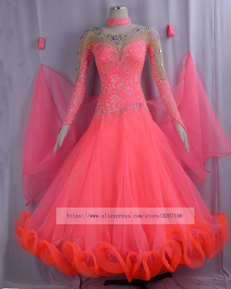 Standard Ballroom Dress Women New Of 2017 Custom Made Pink High-necked Long Sleeved Waltz Ballroom Dance Competition Dresses
Standard Ballroom Dress Women New Of 2017 Custom Made Pink High-necked Long Sleeved Waltz Ballroom Dance Competition Dresses