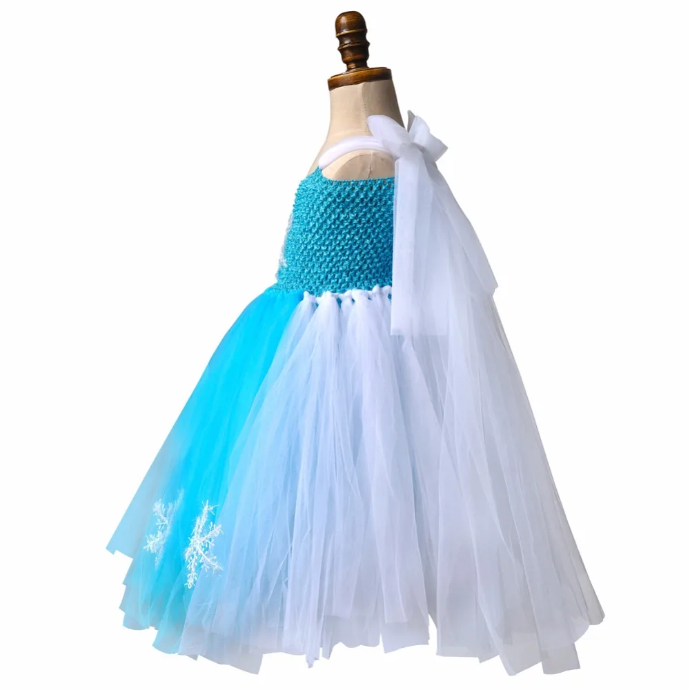 4587411008_859021308