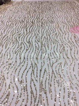 Nigerian lace fabrics new arrival african lace fabric good quality Embroidered Tulle glued glitter lace fabric in Silver Gold
Nigerian lace fabrics new arrival african lace fabric good quality Embroidered Tulle glued glitter lace fabric in Silver Gold