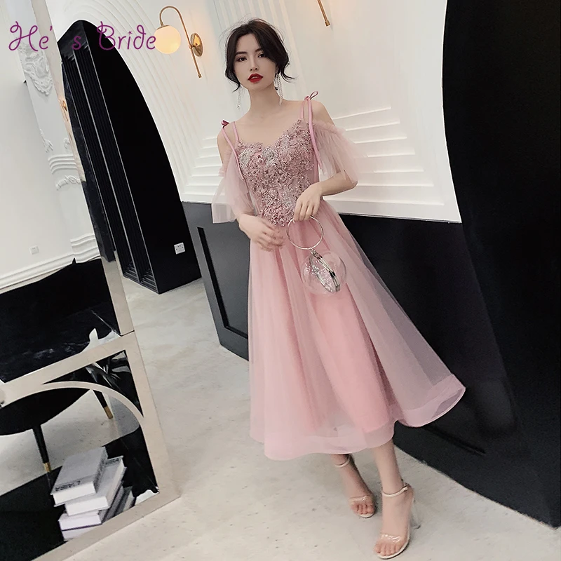 He's Bride New Sweet Pink Cocktail Dress Sexy V-Neck Lace Appliques Tea-length Party Formal Grown Robe De Soiree Custom
He's Bride New Sweet Pink Cocktail Dress Sexy V-Neck Lace Appliques Tea-length Party Formal Grown Robe De Soiree Custom