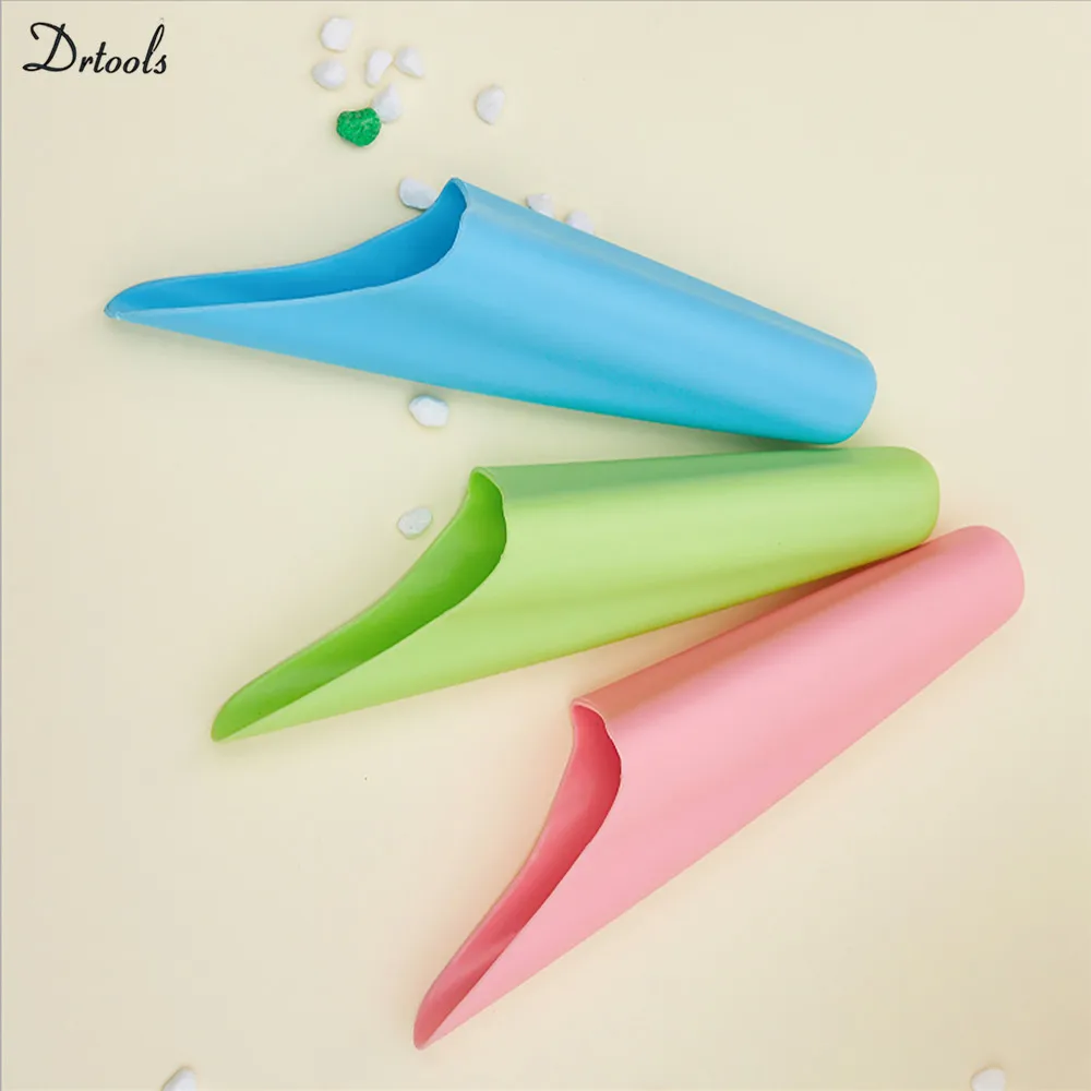 Gardening Tools Soil Scoop Cultivation Bucket Utility Plastic Digging Japanese Style Shovel Succulent new plastic bucket shovel
Gardening Tools Soil Scoop Cultivation Bucket Utility Plastic Digging Japanese Style Shovel Succulent new plastic bucket shovel