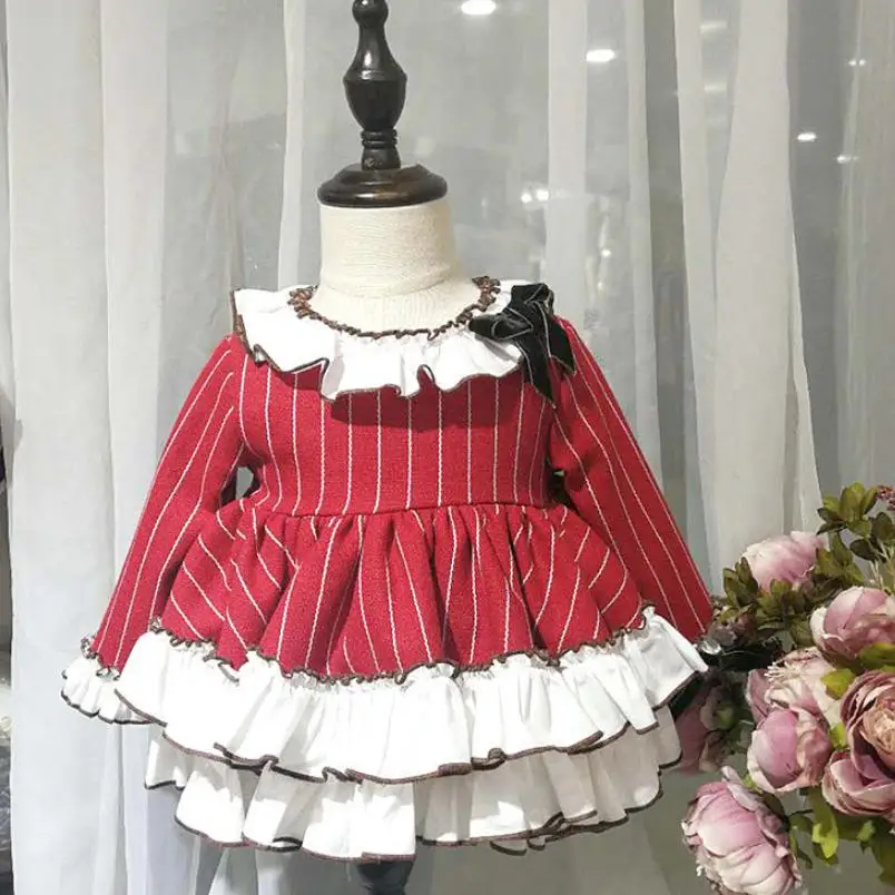 Spanish retro palace style red striped doll dress 2019 spring autumn new birthday party Tutu princess dress Modis vestidos Y1515
Spanish retro palace style red striped doll dress 2019 spring autumn new birthday party Tutu princess dress Modis vestidos Y1515