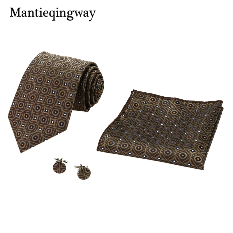 Mantieqingway Tie Set For Men New Brown Dots Printed Polyester Business 8.5CM Necktie Casual Pocket Square Towel Cuff Links Suit
Mantieqingway Tie Set For Men New Brown Dots Printed Polyester Business 8.5CM Necktie Casual Pocket Square Towel Cuff Links Suit