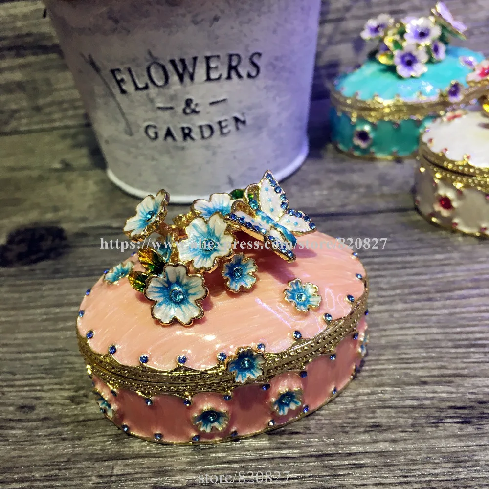 New Trinket Box with Flowers and Butterfly on Lid Inspired Jewelry Gift Box Vintage Butterfly in Flowers Hinged Trinket box
New Trinket Box with Flowers and Butterfly on Lid Inspired Jewelry Gift Box Vintage Butterfly in Flowers Hinged Trinket box