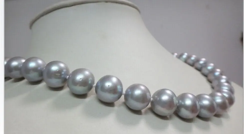 Free Shipping Huge18"11-12mm natural south sea genuine silver gray round pearl necklace AA+ (09.08)
Free Shipping Huge18"11-12mm natural south sea genuine silver gray round pearl necklace AA+ (09.08)