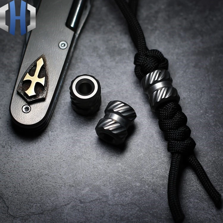 Retro Roman Column Titanium Alloy EDC Knife Pendant Lanyard Pendant Back Clip Flashlight Clip Tool Pendant Tail Rope Knife Beads
Retro Roman Column Titanium Alloy EDC Knife Pendant Lanyard Pendant Back Clip Flashlight Clip Tool Pendant Tail Rope Knife Beads