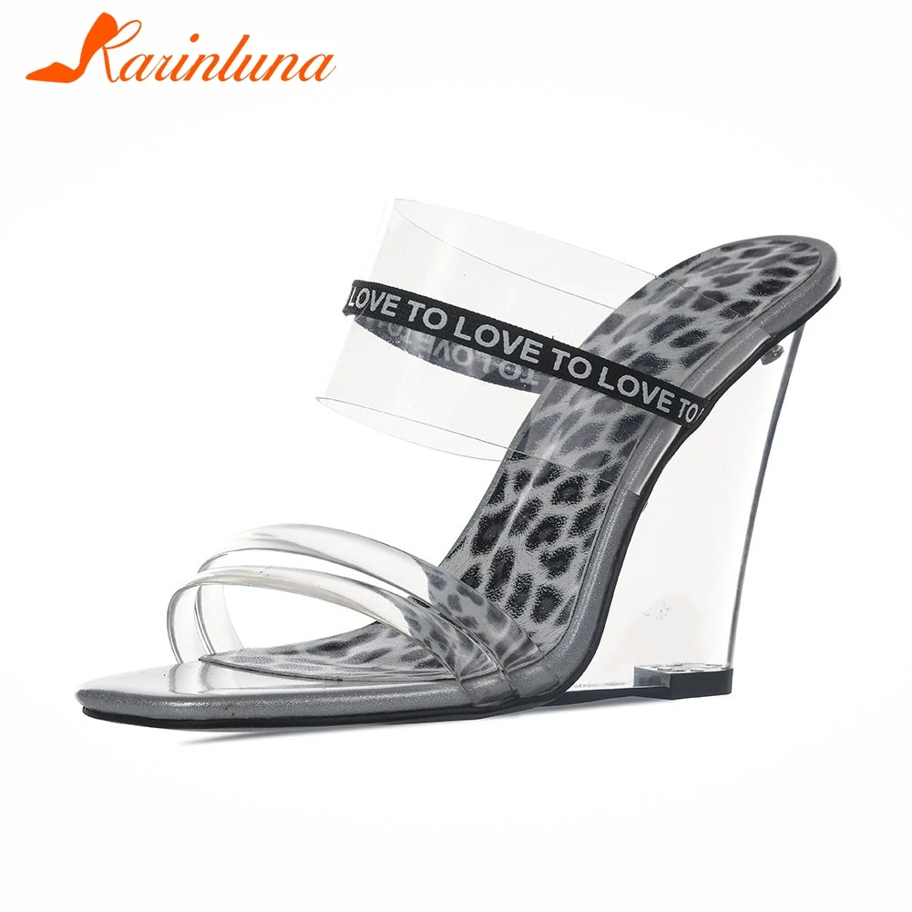 KARINLUNA Brand New Fashion Big Size 35-40 Ladies Wedges High Heels Leopard Rivet Shoes Woman Casual Party Summer Slippers
KARINLUNA Brand New Fashion Big Size 35-40 Ladies Wedges High Heels Leopard Rivet Shoes Woman Casual Party Summer Slippers