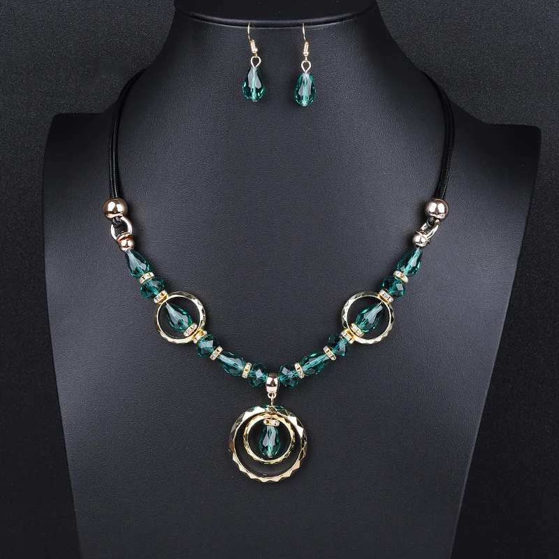 New Suit Acrylic Beaded Fashion Women Wedding Gold Jewelry Set Crystal Earring Necklace Pendant Rhinestone Hot Sale Ne+ea
New Suit Acrylic Beaded Fashion Women Wedding Gold Jewelry Set Crystal Earring Necklace Pendant Rhinestone Hot Sale Ne+ea