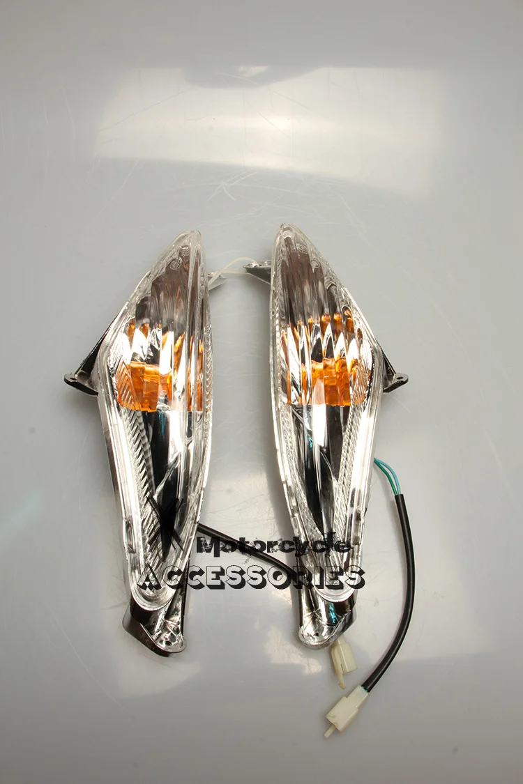 Motorcycle Front Turn Signals Indicator Lens Winkers For Address V125 V125SS V150 V150S
Motorcycle Front Turn Signals Indicator Lens Winkers For Address V125 V125SS V150 V150S