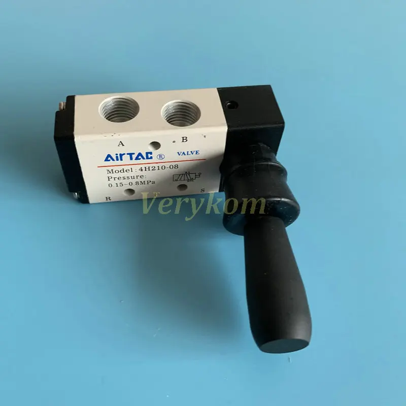 4H210-08 (6)