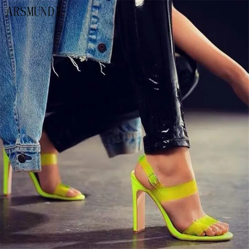 ARSMUNDI Fashion Shoes Woman Sandals Buckle Pumps Women High Square Heels Shoes Peep Toe Summer Feminino Gladiator Sandals M645
ARSMUNDI Fashion Shoes Woman Sandals Buckle Pumps Women High Square Heels Shoes Peep Toe Summer Feminino Gladiator Sandals M645