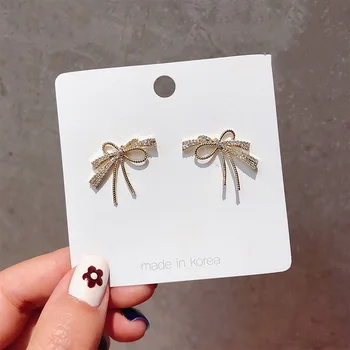 Geometric Crystal Women Trendy Stud Earrings Crystal Bow Ear Studs Fashion Jewelry Womens Accessories Party Earrings
Geometric Crystal Women Trendy Stud Earrings Crystal Bow Ear Studs Fashion Jewelry Womens Accessories Party Earrings