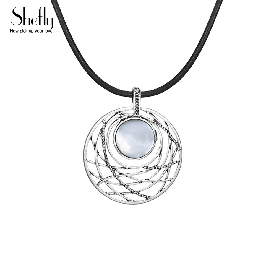 Women Vintage Natural Shell Round Pendant Necklace Black PU Leather Chain Geometric Jewelry For Women Dropshipping Gift
Women Vintage Natural Shell Round Pendant Necklace Black PU Leather Chain Geometric Jewelry For Women Dropshipping Gift