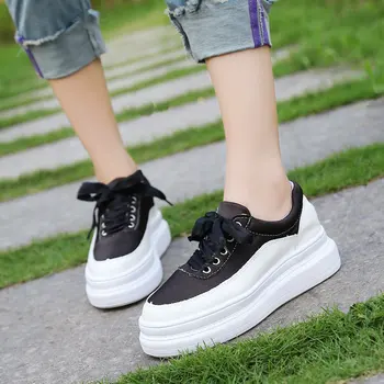 Autumn New Women Single Shoes Korean Fashion Casual Women Shoes Muffin Bottom Increased Student Sneakers
Autumn New Women Single Shoes Korean Fashion Casual Women Shoes Muffin Bottom Increased Student Sneakers