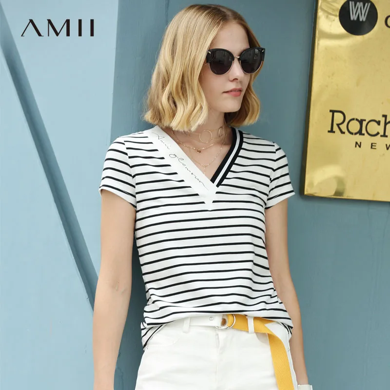 Amii Women Minimalist 2018 Summer T-Shirt Striped V Neck Short Sleeve Female Tee Tops 
Amii Women Minimalist 2018 Summer T-Shirt Striped V Neck Short Sleeve Female Tee Tops