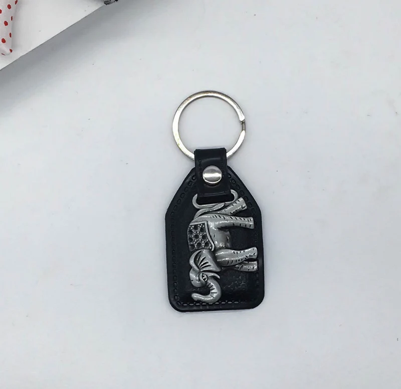 Creative Custom Men Leather Anime Key Chain Elephant Keychain Metal Car Good Luck Key Ring Holder Jewelry Gift Souvenirs
Creative Custom Men Leather Anime Key Chain Elephant Keychain Metal Car Good Luck Key Ring Holder Jewelry Gift Souvenirs