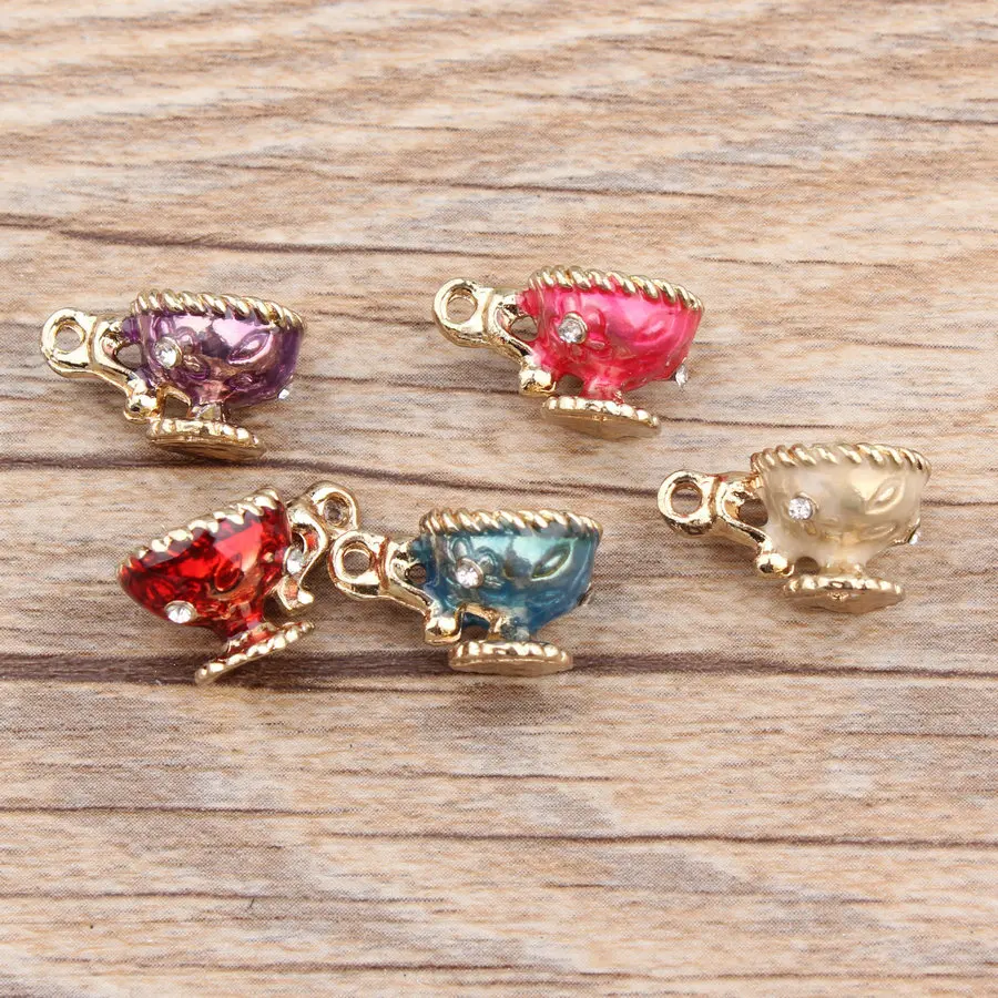 10pcs 9*17MM Fashion DIY enamel wine cup charms for bracelet, metal alloy gold Wine Glass trinket pendants dangle jewelry making
10pcs 9*17MM Fashion DIY enamel wine cup charms for bracelet, metal alloy gold Wine Glass trinket pendants dangle jewelry making