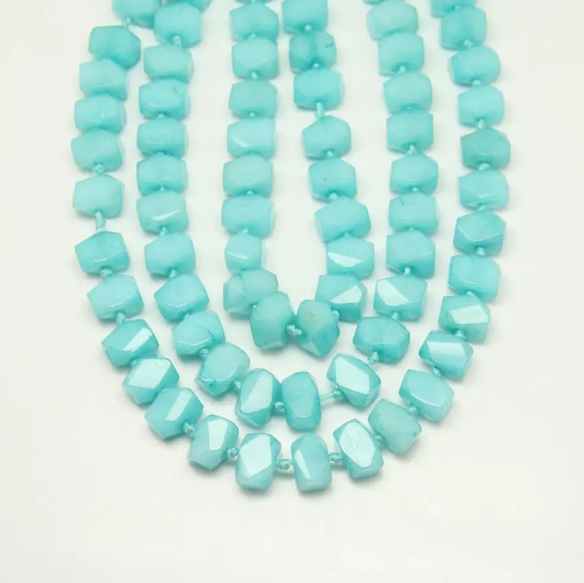 15.5inches strand Sky Blue Malaysian Stones Loose Beads,Center Drilled Faceted Nugget Beads Making Necklace Jewelry Supplies
15.5inches strand Sky Blue Malaysian Stones Loose Beads,Center Drilled Faceted Nugget Beads Making Necklace Jewelry Supplies