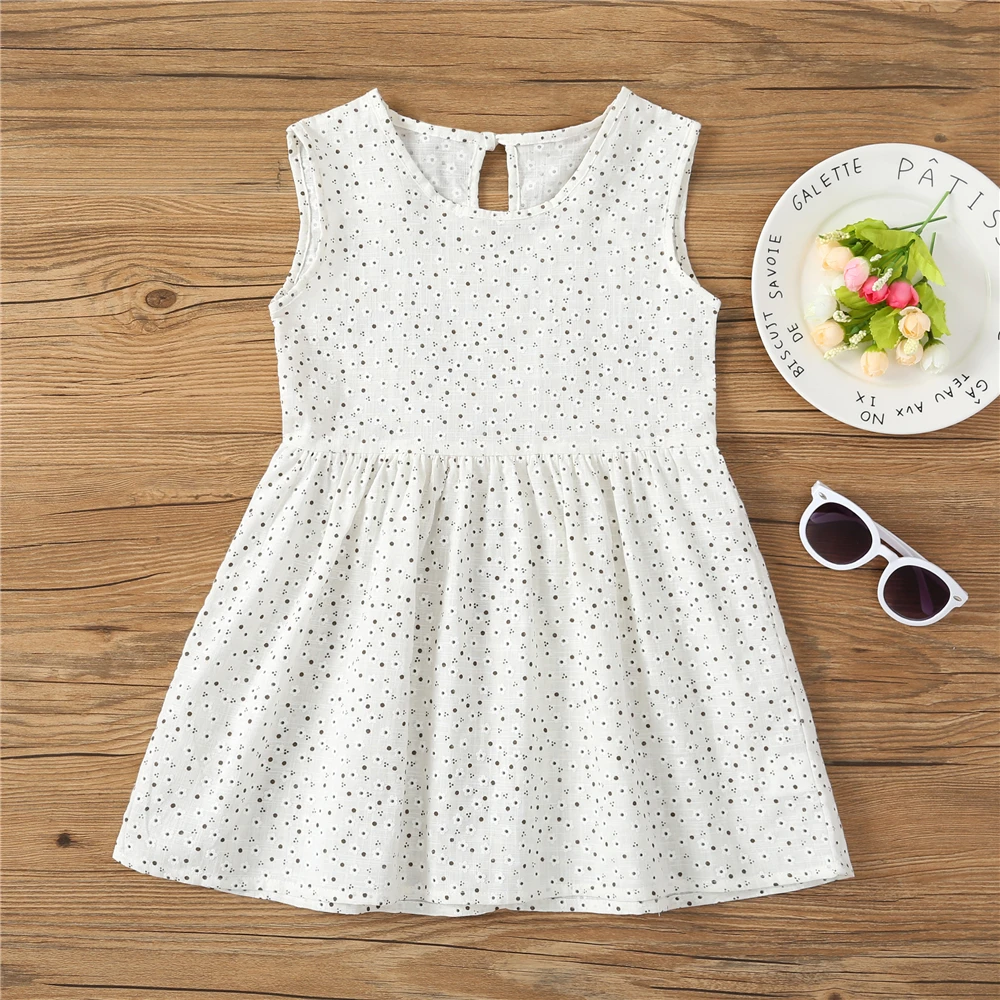 Girls Dress White Polka Dot Sleeveless Round Neck Strapless Loose Knees Princess Toddler Dresses Children Clothes 2-6 Years
Girls Dress White Polka Dot Sleeveless Round Neck Strapless Loose Knees Princess Toddler Dresses Children Clothes 2-6 Years