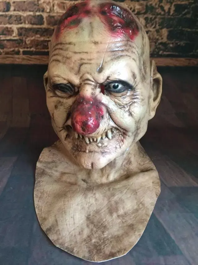 Scary Joker Latex Mask Clown Horror Masks old tooth Holloween Blood Masks Hood/Melbourne zombie Festival
Scary Joker Latex Mask Clown Horror Masks old tooth Holloween Blood Masks Hood/Melbourne zombie Festival