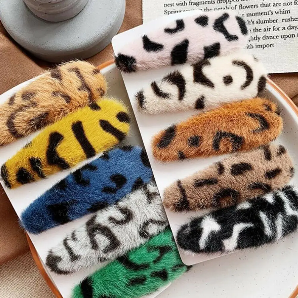 1PC Fashion Women Leopard Plush Hair Clip Barrette Hairpin Girls Hairstyle Tools Bobby Pins Hair Accessories
1PC Fashion Women Leopard Plush Hair Clip Barrette Hairpin Girls Hairstyle Tools Bobby Pins Hair Accessories