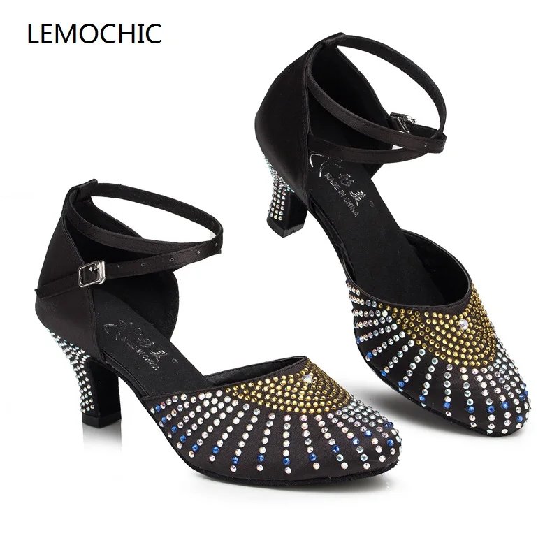 LEMOCHIC hot sale flamenco latin samba ballroom cha-cha party tango rumba arena newest performance professional dance shoes
LEMOCHIC hot sale flamenco latin samba ballroom cha-cha party tango rumba arena newest performance professional dance shoes
