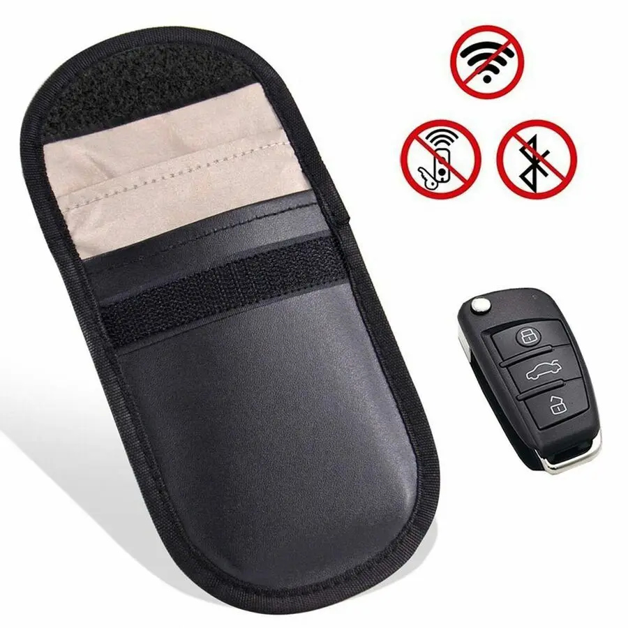 Anti-Theft Bag for Keyless Protector Car Key Blocks RFID/WiFi/GSM Car Key Signal Blocking Bag Blocking Pouch Accessories 1pc
Anti-Theft Bag for Keyless Protector Car Key Blocks RFID/WiFi/GSM Car Key Signal Blocking Bag Blocking Pouch Accessories 1pc