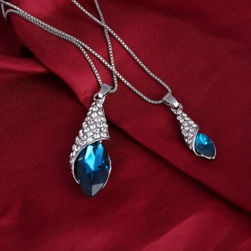 Vintage Water Drop Crystal Pendant Necklace Elegant Multi Layers Sweater Chain OL Long Necklace Jewelry Female Accessories
Vintage Water Drop Crystal Pendant Necklace Elegant Multi Layers Sweater Chain OL Long Necklace Jewelry Female Accessories