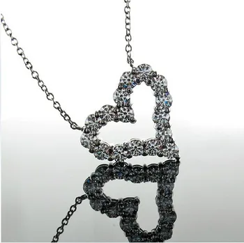 Romantic fashionable design heart shape Synthetic diamonds pendant necklace statement love for girl promise jewelry
Romantic fashionable design heart shape Synthetic diamonds pendant necklace statement love for girl promise jewelry