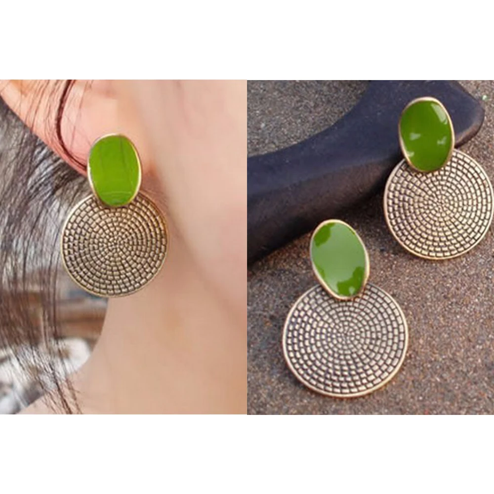 KISS WIFE 2018 New Hot Sale Antique Bronze Round Pendant Stripe Eardrop Women Fashion Vintage Green Enamel Stud Earrings
KISS WIFE 2018 New Hot Sale Antique Bronze Round Pendant Stripe Eardrop Women Fashion Vintage Green Enamel Stud Earrings