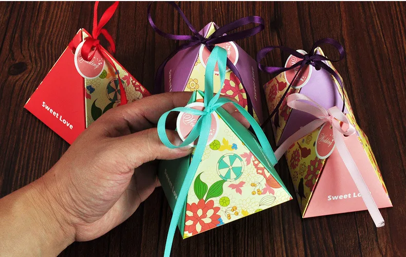 Size S creative bird flower candy chocolate paper gift box for wedding birthday tea party favor decoration Wh
Size S creative bird flower candy chocolate paper gift box for wedding birthday tea party favor decoration Wh