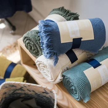 127x152cm Morandi color pure cotton Jacquard Ruff carpet leisure blanket air blanket tablecloth shawl 539g
127x152cm Morandi color pure cotton Jacquard Ruff carpet leisure blanket air blanket tablecloth shawl 539g