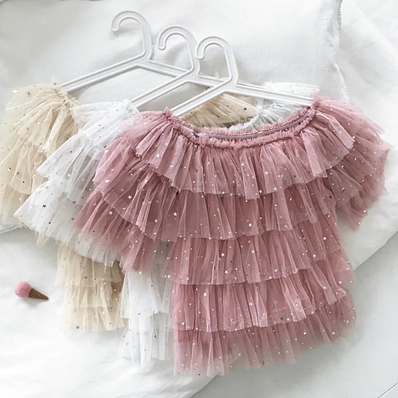 Off Shoulders Star Sequins Multi-Layers Mesh Shirts Spring Summer Sweet Pleated Blouses Gauze Spliced Lace Tops Blusas 2019
Off Shoulders Star Sequins Multi-Layers Mesh Shirts Spring Summer Sweet Pleated Blouses Gauze Spliced Lace Tops Blusas 2019