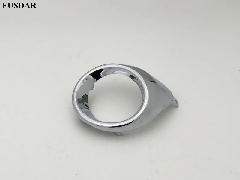 1Pcs Right Side Chrome Car Front Fog Light Lamp Cover Hood Trim Bezel 81481-33040 For Lexus ES350 2013
1Pcs Right Side Chrome Car Front Fog Light Lamp Cover Hood Trim Bezel 81481-33040 For Lexus ES350 2013