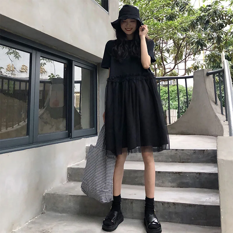 2018 summer dress new Korean version of the loose thin mesh short-sleeved dress female student A-Line retro casual dress
2018 summer dress new Korean version of the loose thin mesh short-sleeved dress female student A-Line retro casual dress