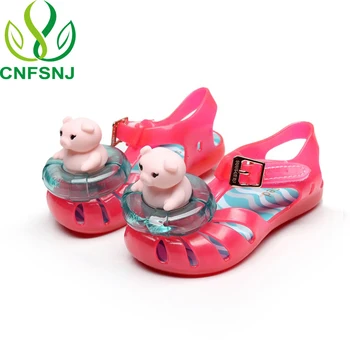 CNFSNJ 2020 New spring summer Mini Jelly Sandals pig Swimming laps Shoes Lovely Soft Princess Unicorns Shoes 12.8-17.8cm
CNFSNJ 2020 New spring summer Mini Jelly Sandals pig Swimming laps Shoes Lovely Soft Princess Unicorns Shoes 12.8-17.8cm