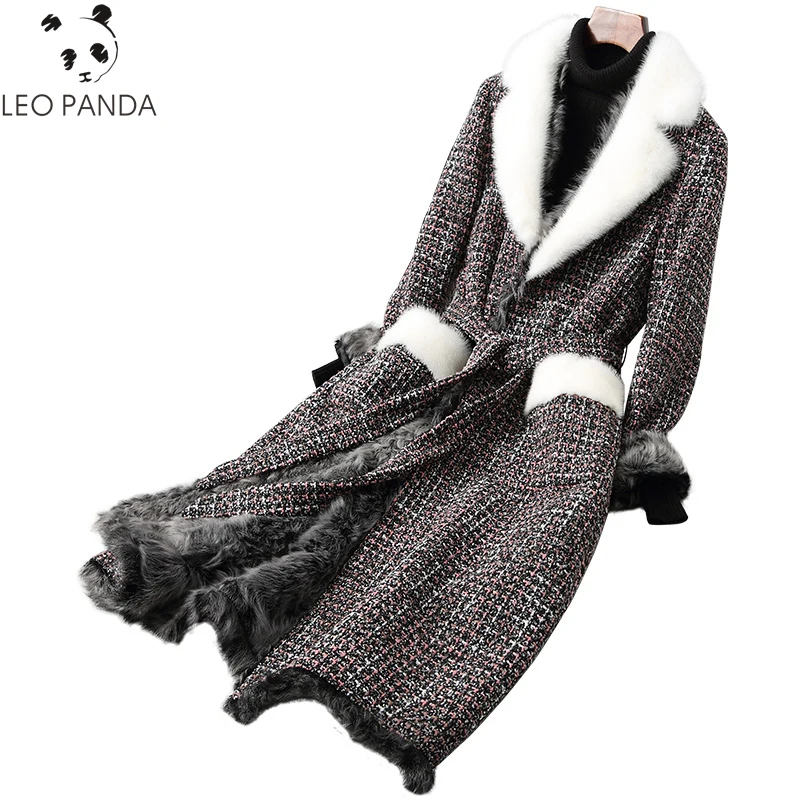 Lady Real Wool Blend Fur Coat 2018 Winter With Mink Fur Collar Lamb Fur Lining Winter Women Fur X-Long Warm Outerwear Coats
Lady Real Wool Blend Fur Coat 2018 Winter With Mink Fur Collar Lamb Fur Lining Winter Women Fur X-Long Warm Outerwear Coats