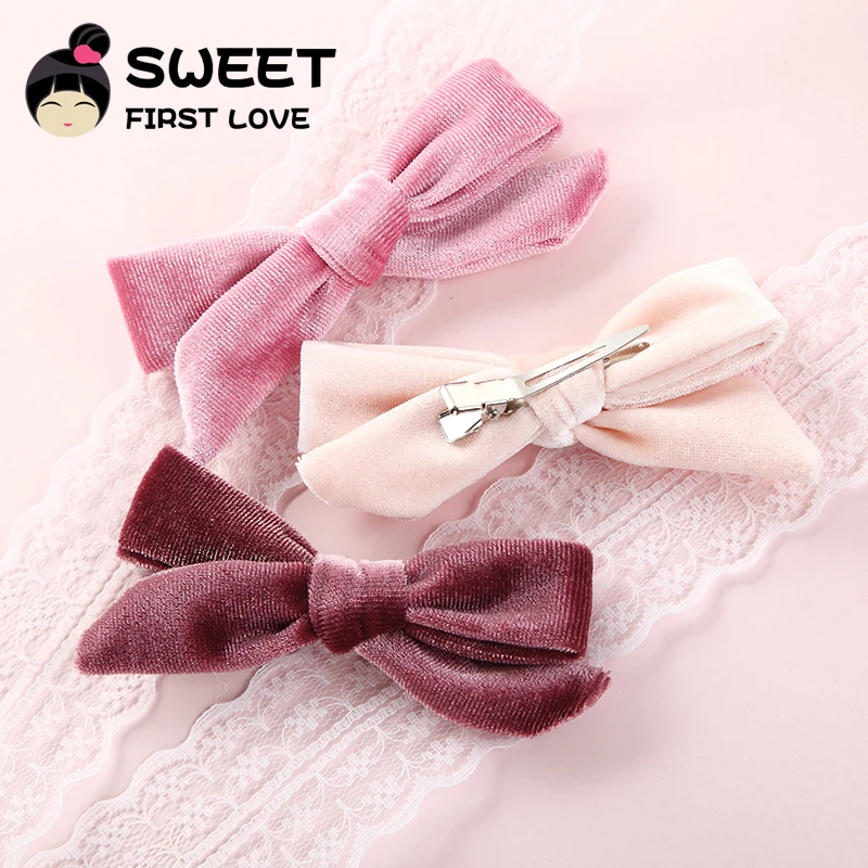 1 pcs New Velvet Bows Hair Clips Fashion Bowknot Hairpins For Women Girls Hair Accessories Christmas Bow Hair Barrettes
1 pcs New Velvet Bows Hair Clips Fashion Bowknot Hairpins For Women Girls Hair Accessories Christmas Bow Hair Barrettes